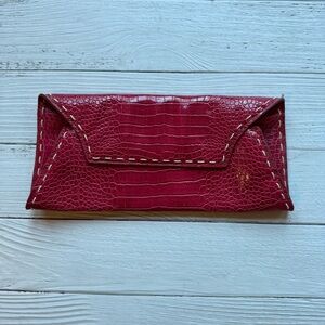 Elegant Red Crocodile-Embossed Clutch